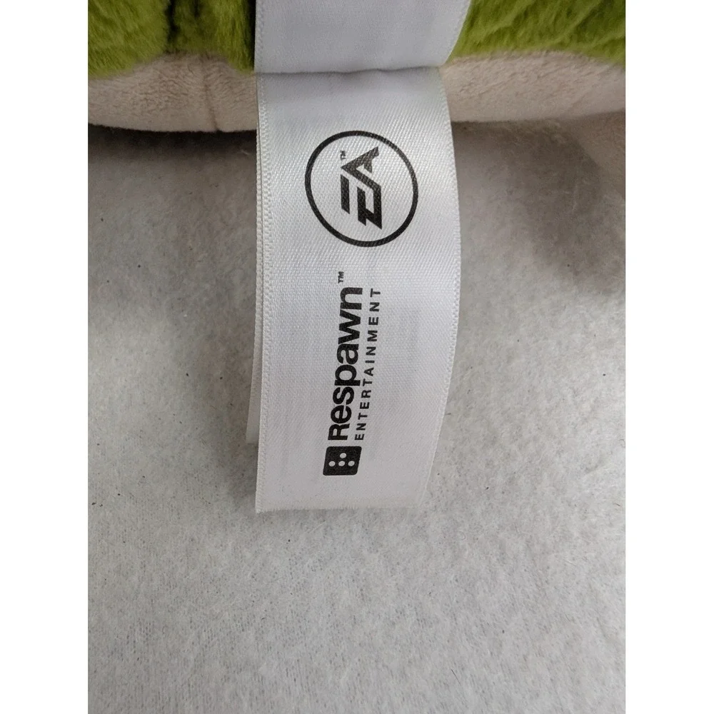 Apex Legends Nessie Plush Jakks Pacific Green Zipper Back Collectible Toy